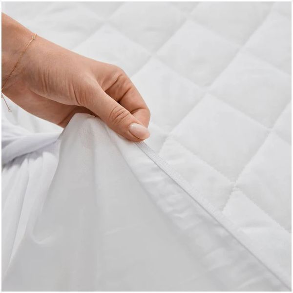 Invizi Fitted Sheet Absorbent Single 1800ml