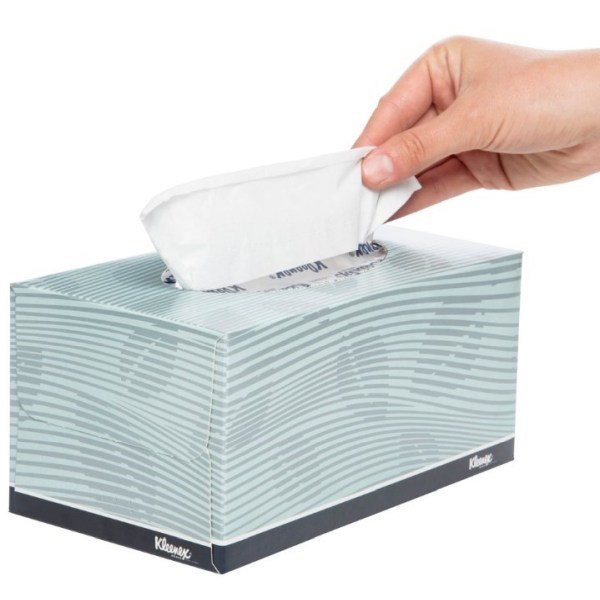 Kleenex 2Ply Tissue Box 200 - Image 3