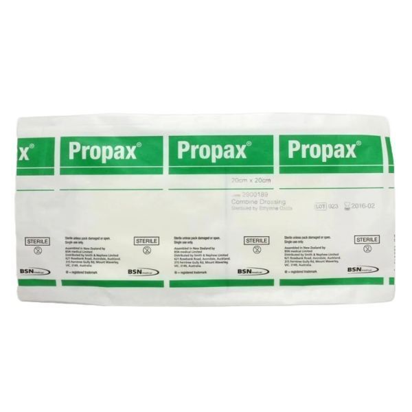 Combine Dressing Sterile 20x20cm - Combine product image for SEO optimization