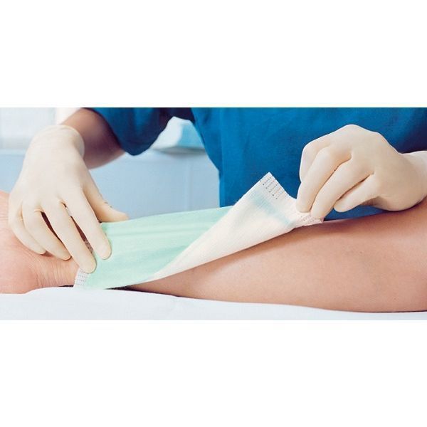 Zetuvit Plus Absorbent Dressing 15x20cm - Zetuvit product image for SEO optimization